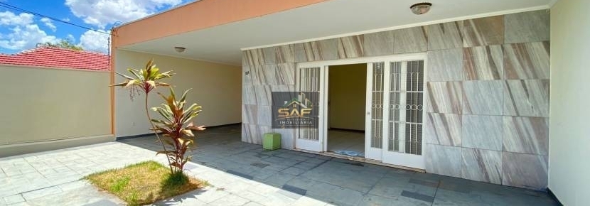 Casa Jardim Centenário